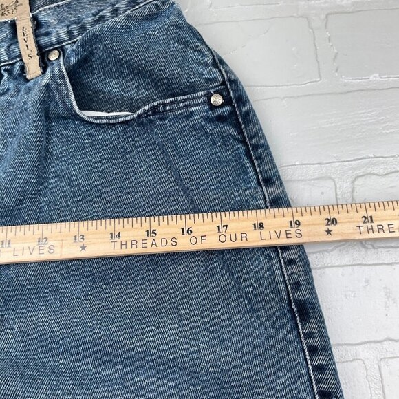 Levis 900 Jeans‎ Women 10 26Wx30L Blue Taper Red Bat Wing Cotton Denim USA VTG - Picture 10 of 14